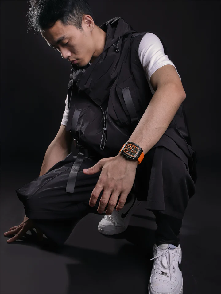 B-O-O-1_720x.webp
